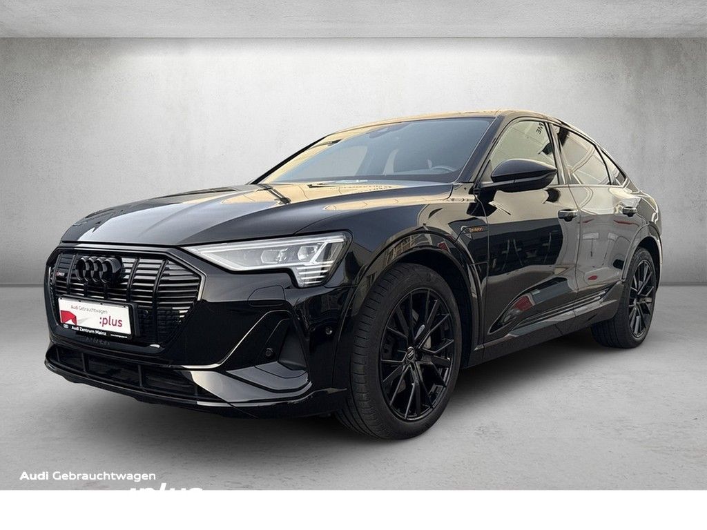 Audi e-tron 2022