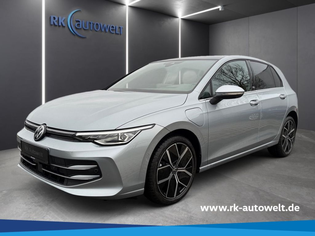 Volkswagen Golf 2025