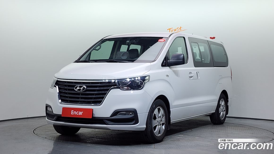 Hyundai Starex 2018