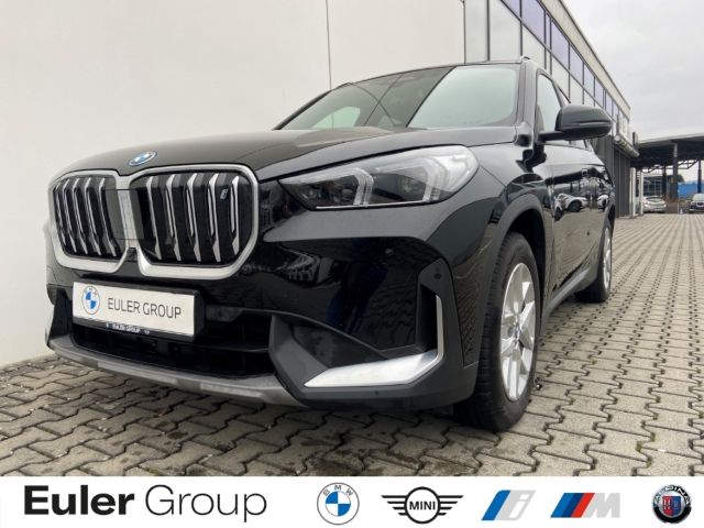 BMW iX1 2023