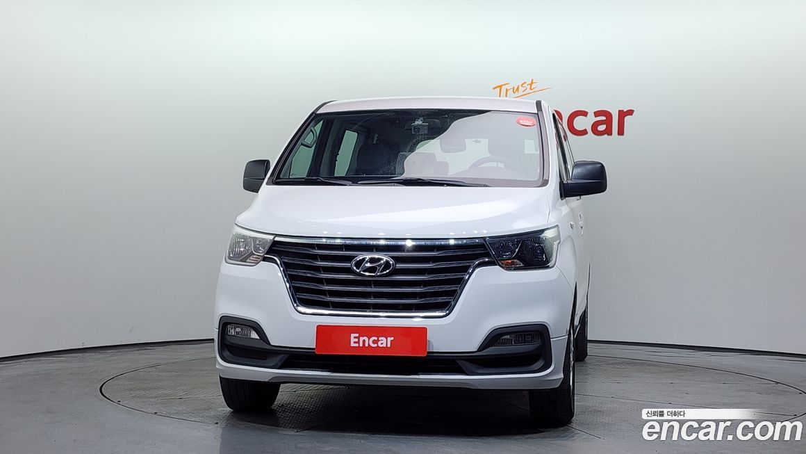 Hyundai Starex 2018
