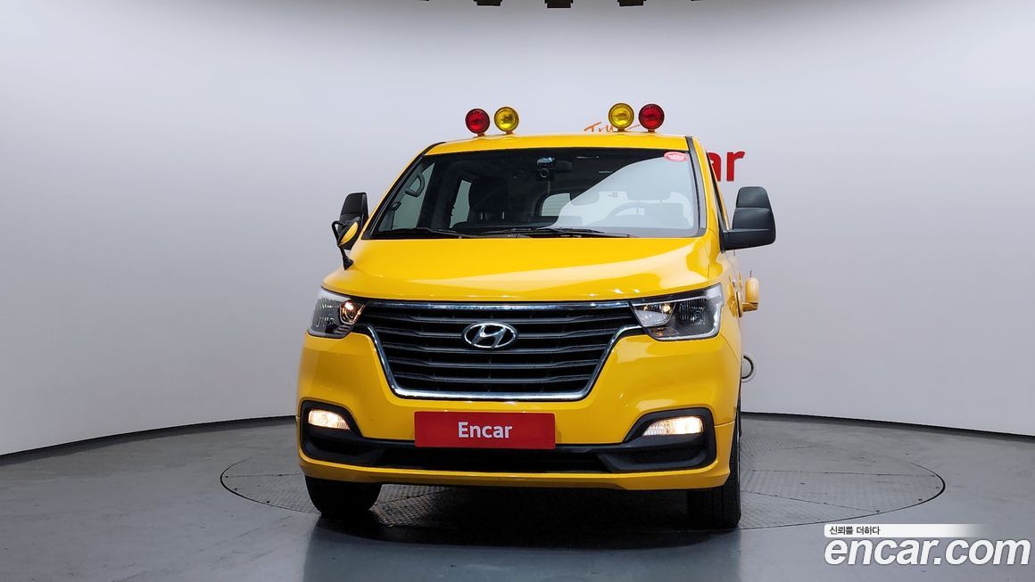 Hyundai Starex 2019