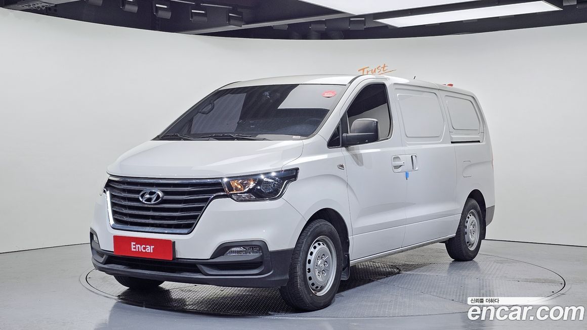 Hyundai Starex 2021