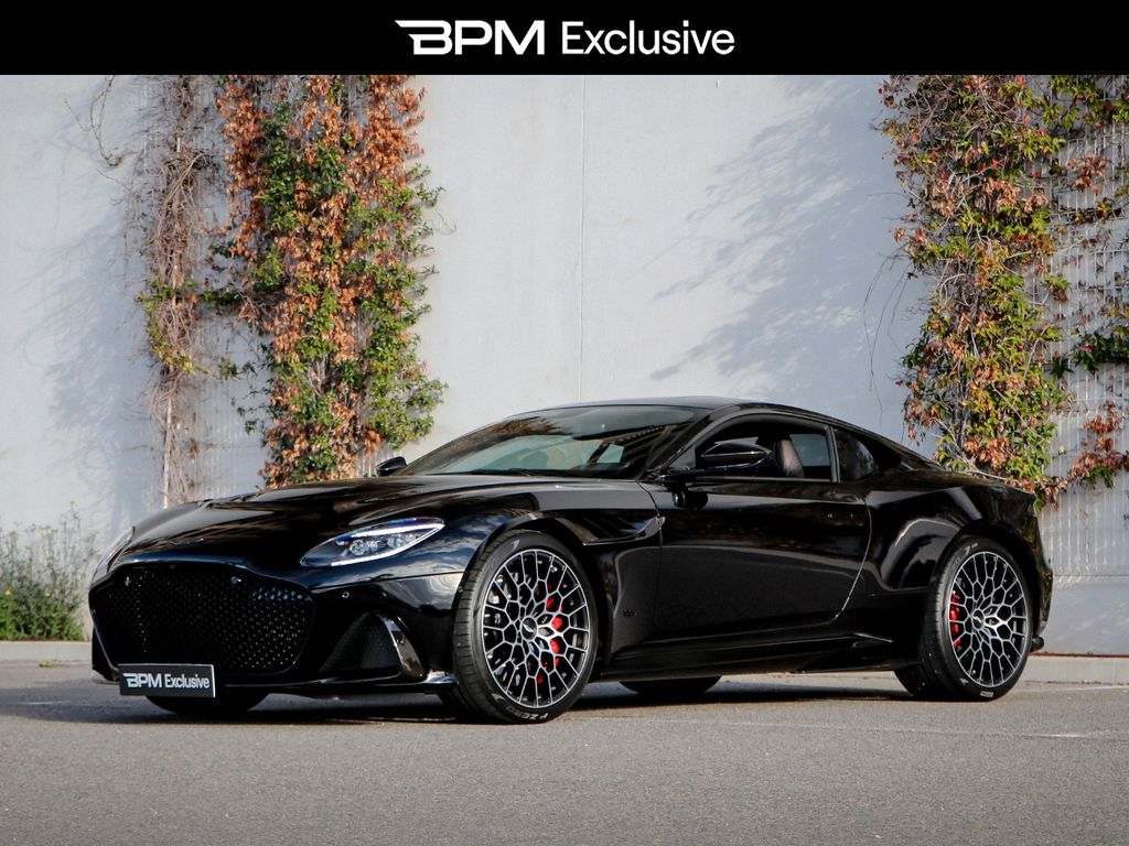 Aston Martin DBS 2024