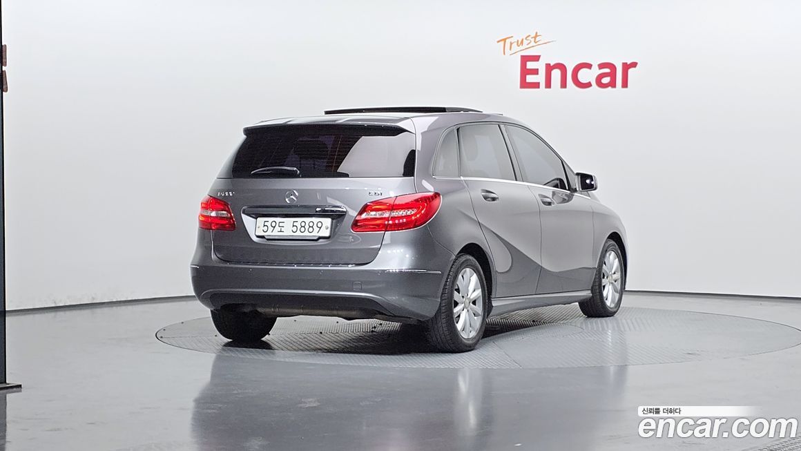 Mercedes-Benz B-Class 2015