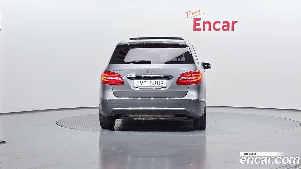 Mercedes-Benz B-Class 2015