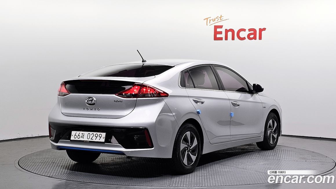Hyundai Ioniq 2016