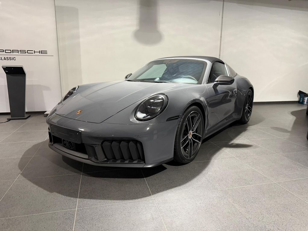 Porsche 992 2025