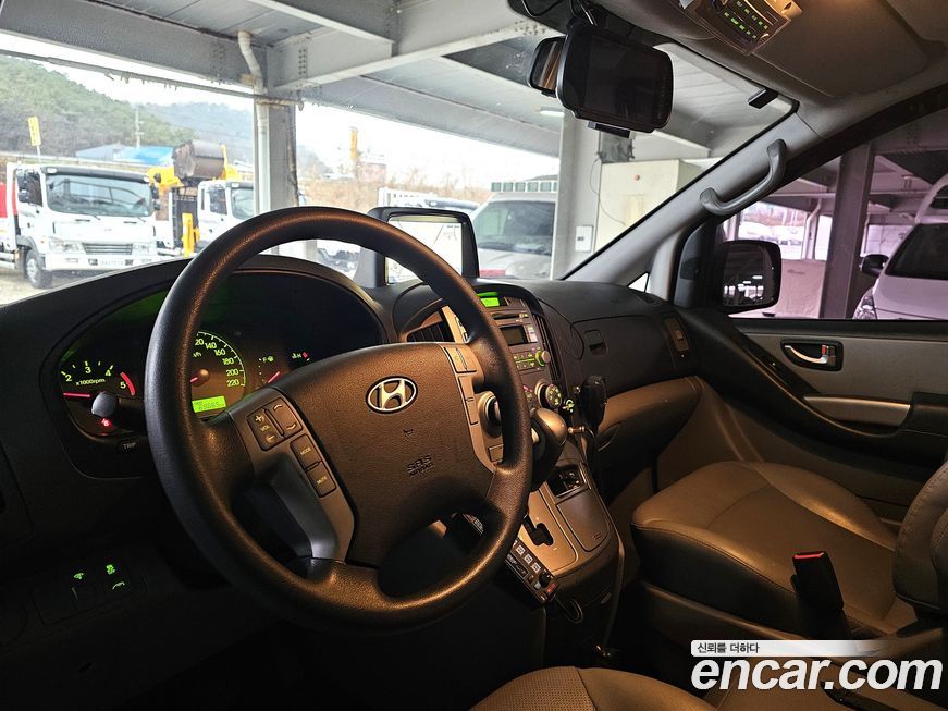 Hyundai Starex 2015