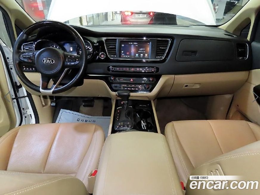 Kia Canival 2017