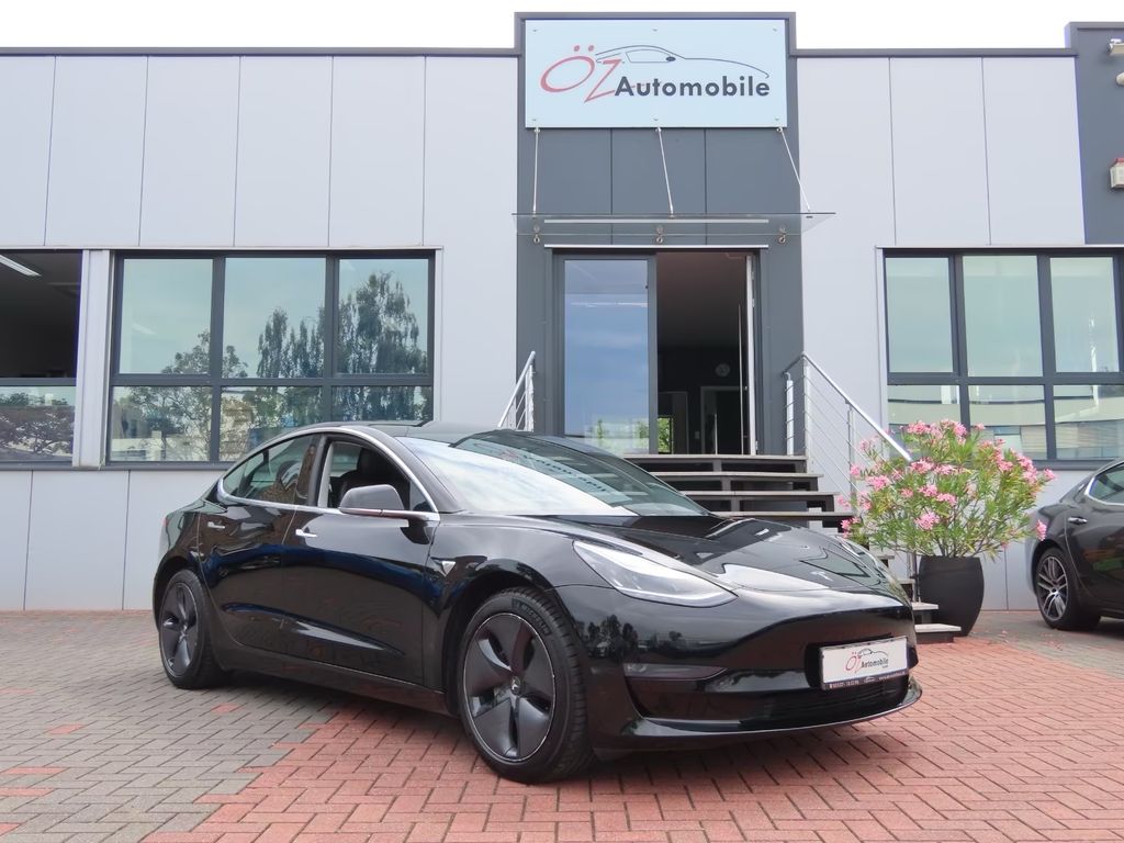 Tesla Model 3 2019
