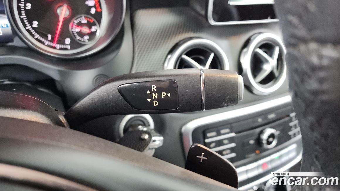 Mercedes-Benz GLA-Class 2018