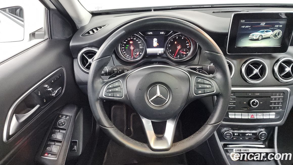 Mercedes-Benz GLA-Class 2018