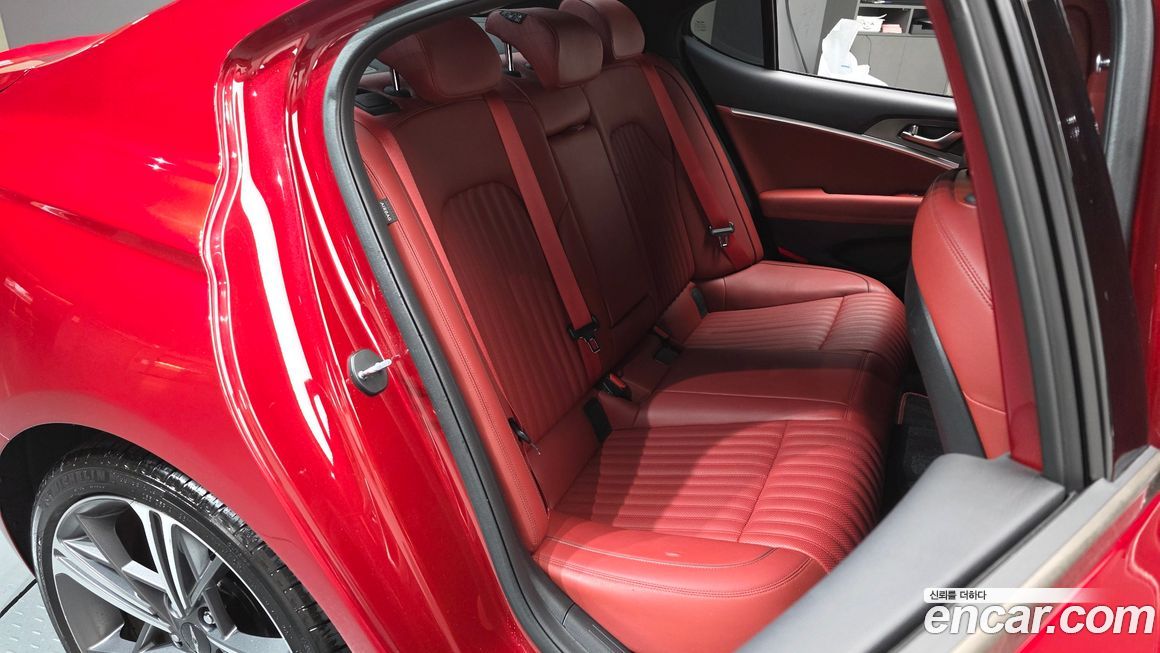 Genesis G70 2024