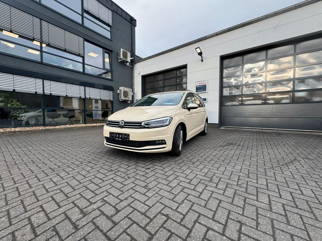 Volkswagen Touran 2025
