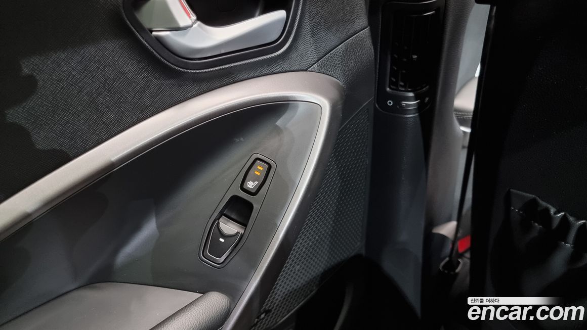 Hyundai Maxcruz 2015