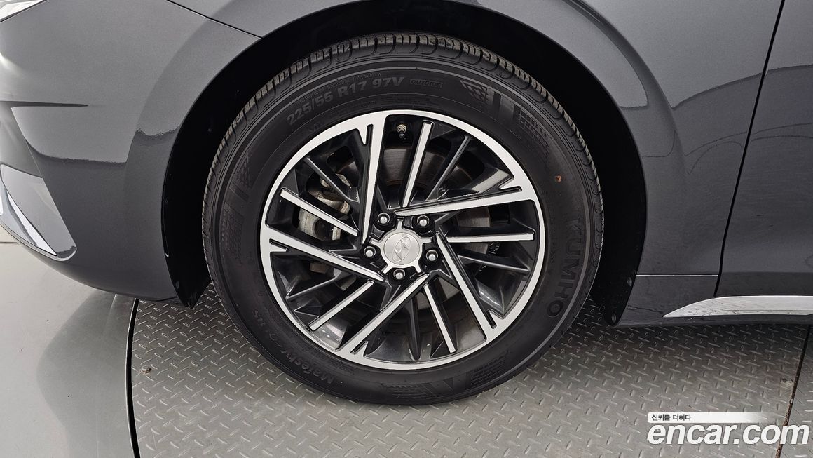 Hyundai Grandeur 2021