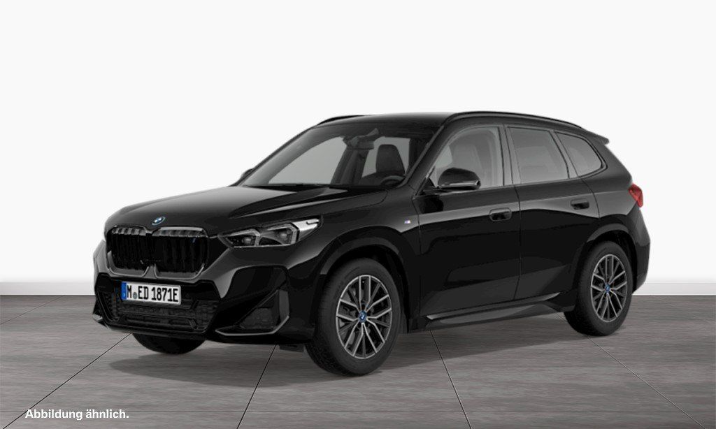 BMW iX1 2023