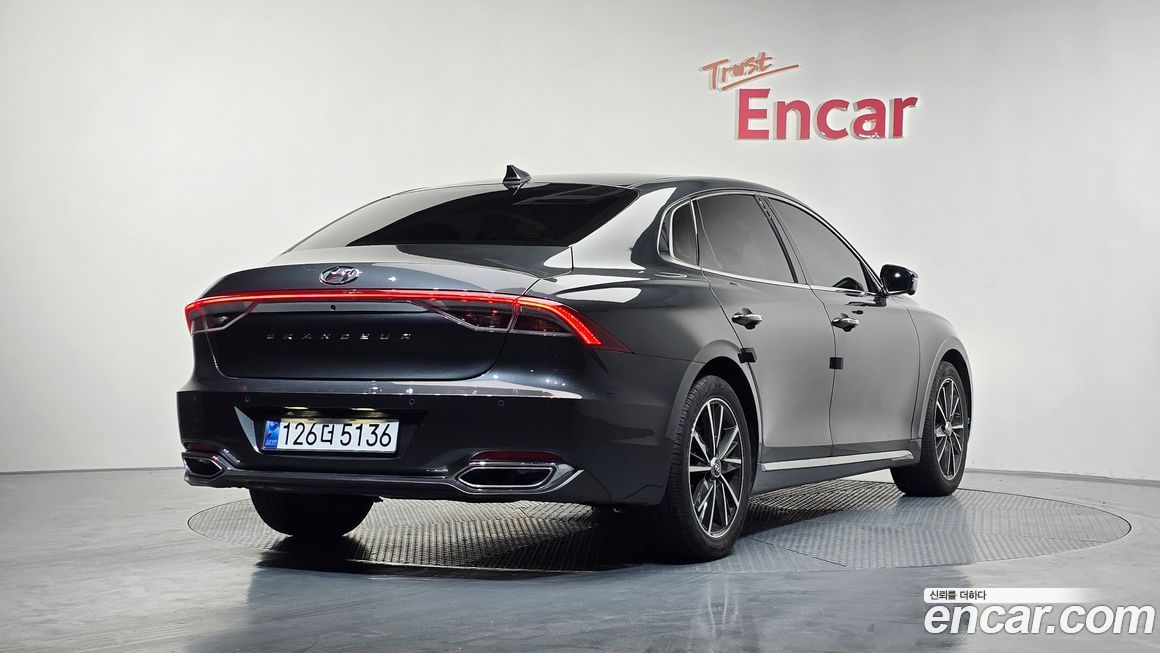 Hyundai Grandeur 2022