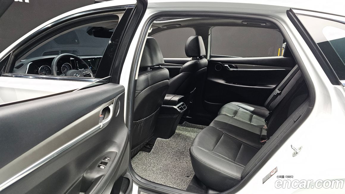 Hyundai Grandeur 2020