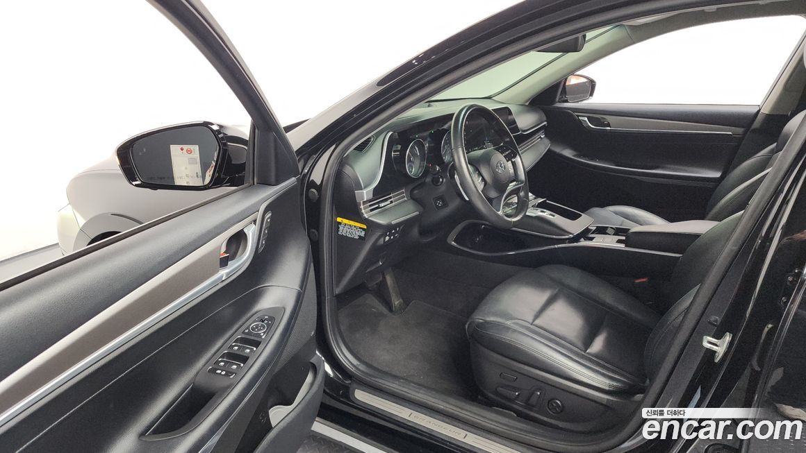 Hyundai Grandeur 2020