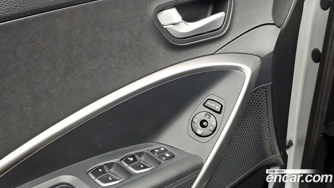 Hyundai Santafe 2015