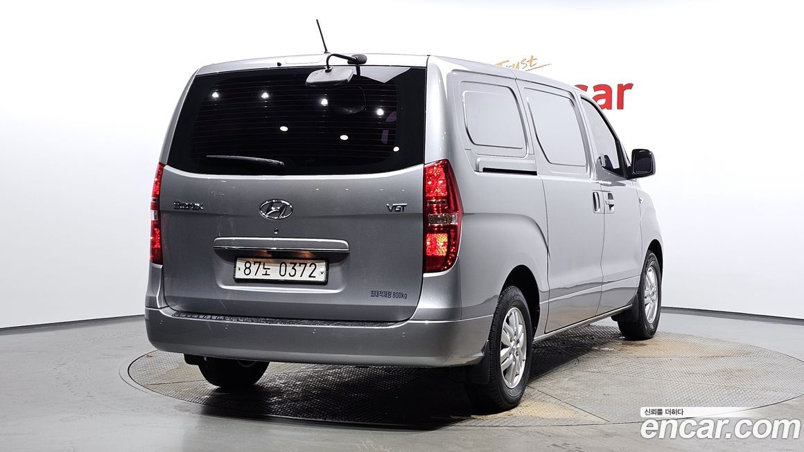 Hyundai Starex 2018