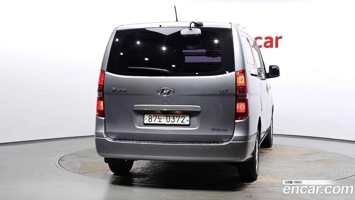 Hyundai Starex 2018