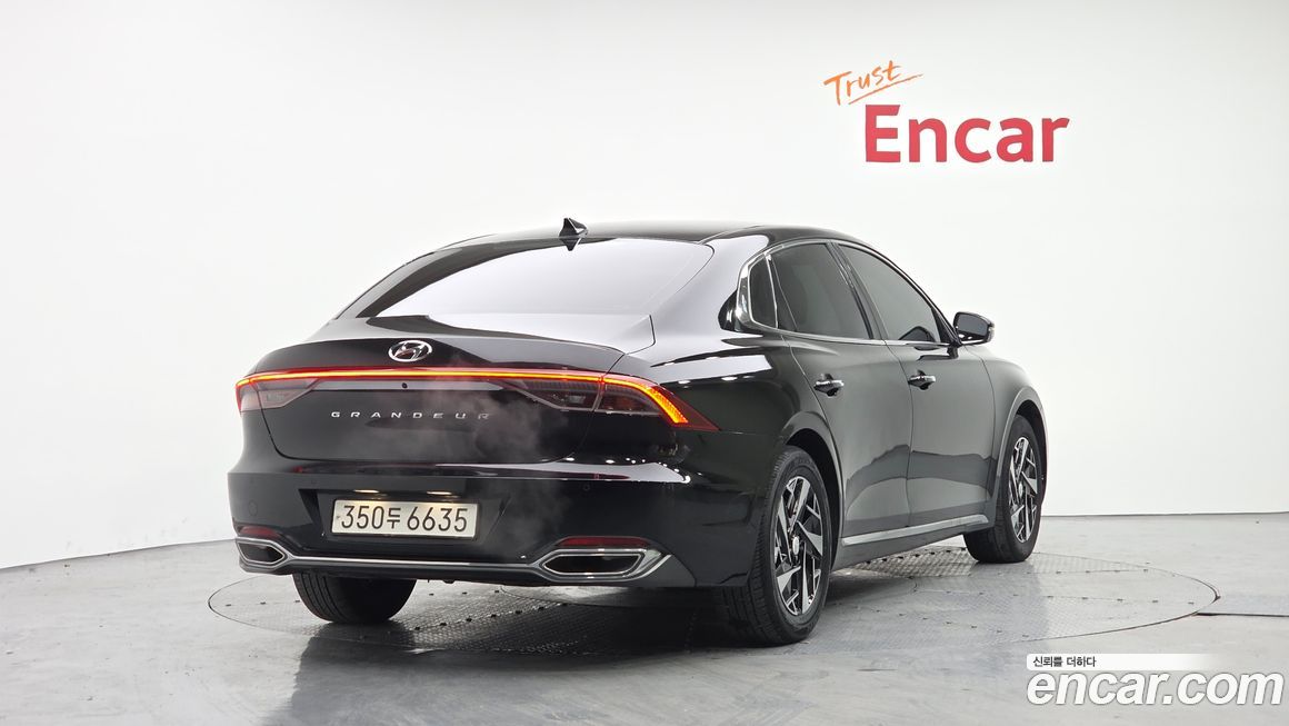 Hyundai Grandeur 2022