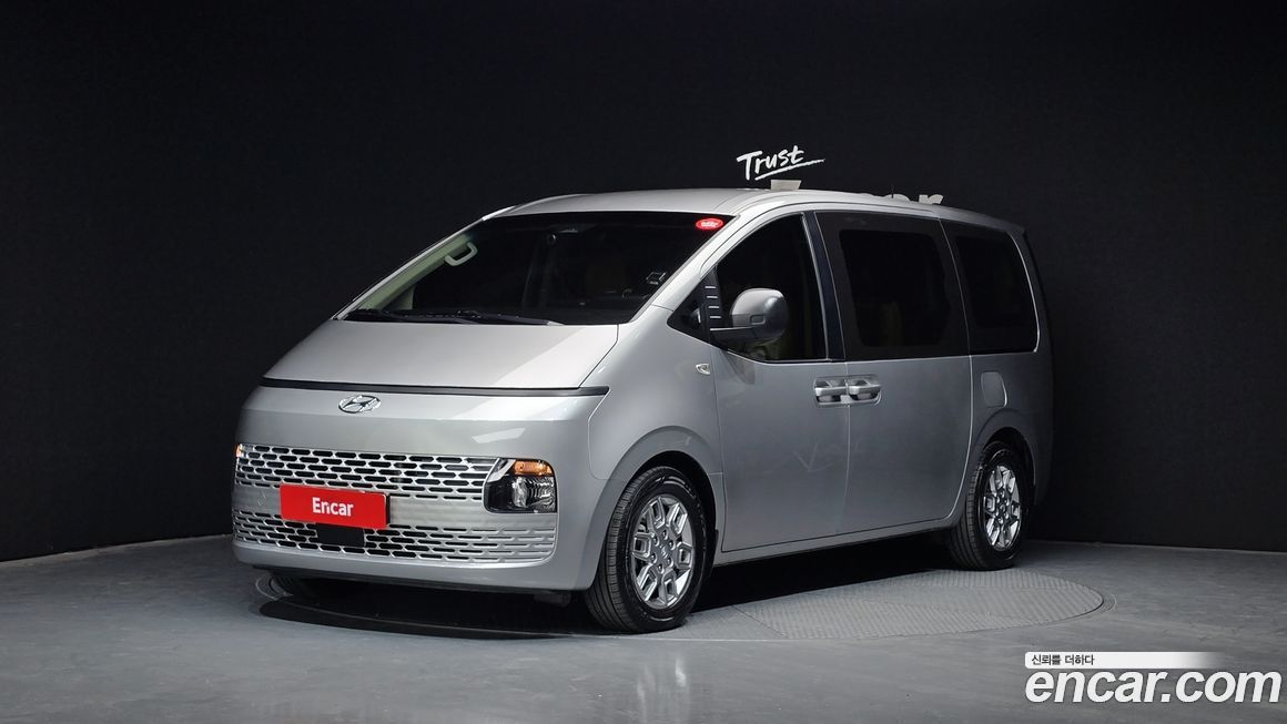 Hyundai Staria 2022
