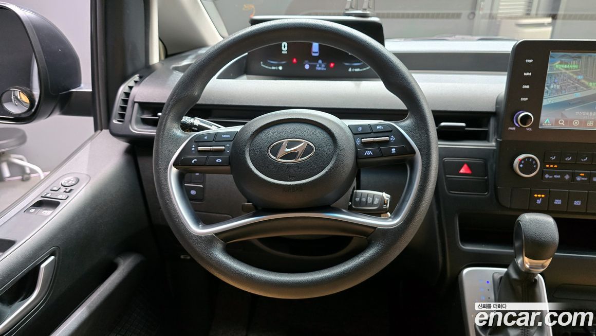 Hyundai Staria 2022
