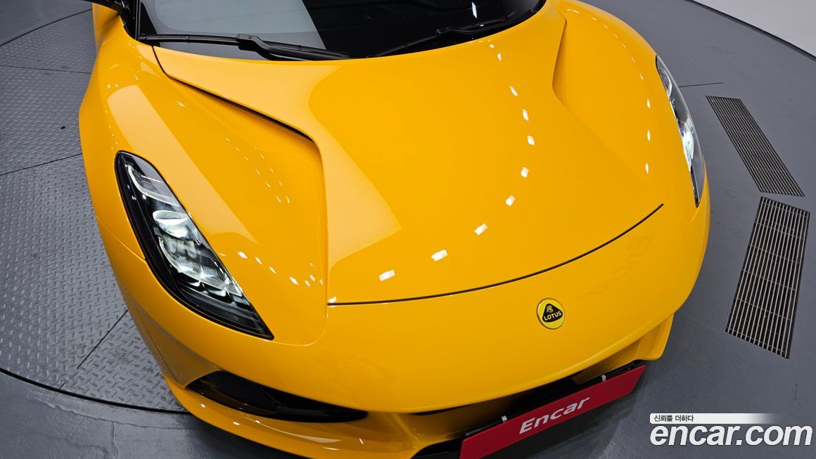 Lotus Emira 2024