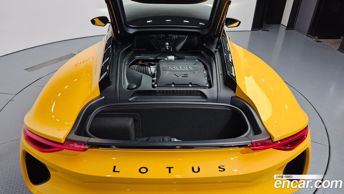 Lotus Emira 2024
