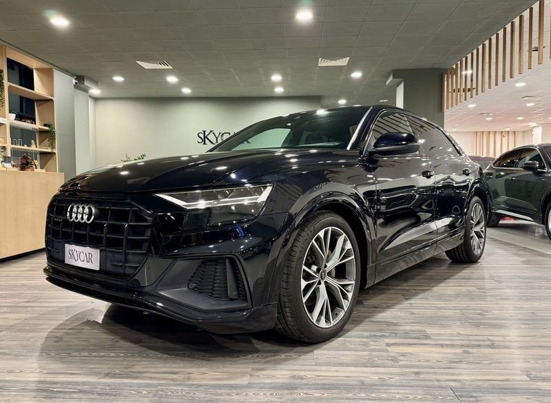Audi Q8 2021