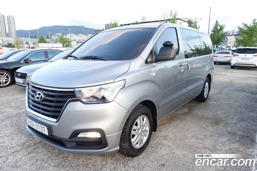 Hyundai Starex 2019