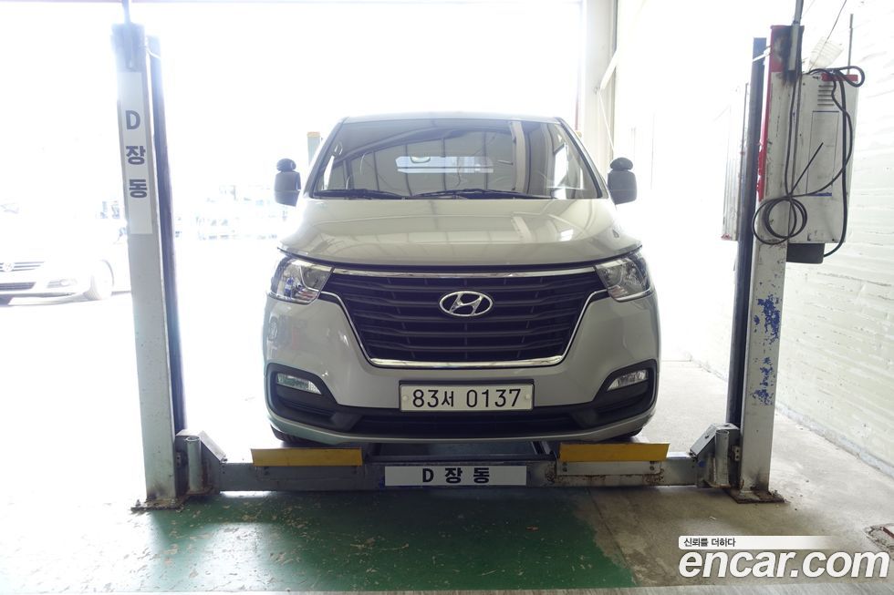 Hyundai Starex 2019