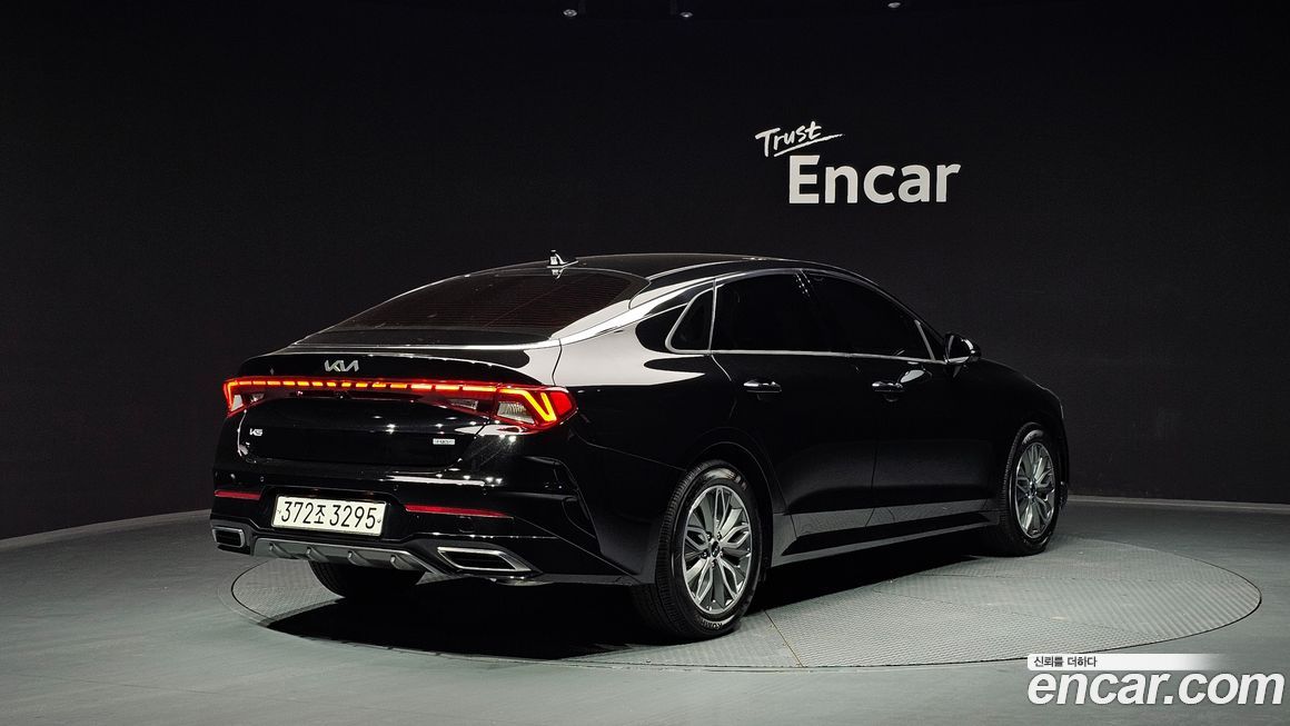 Kia K5 2023