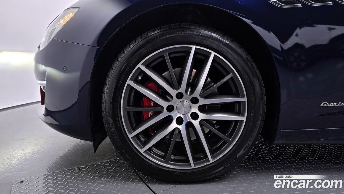 Maserati Ghibli 2019