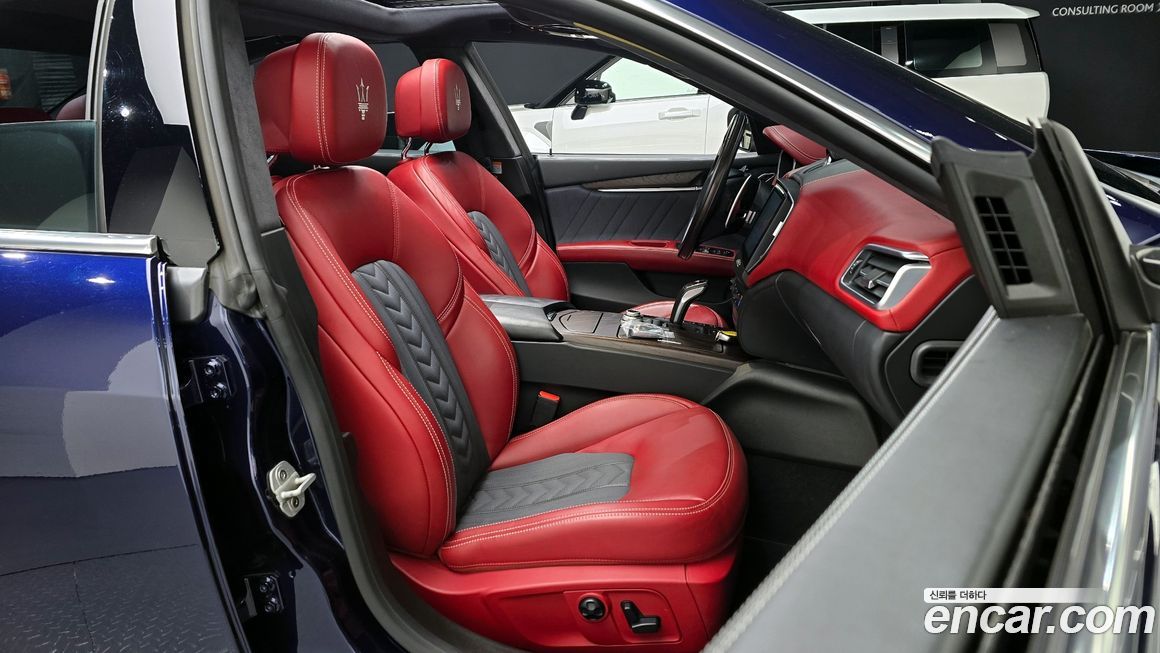 Maserati Ghibli 2019