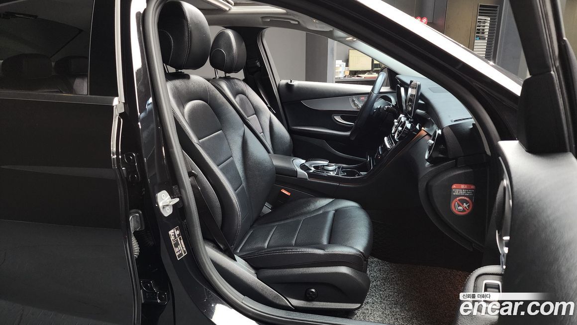 Mercedes-Benz C-Class 2017
