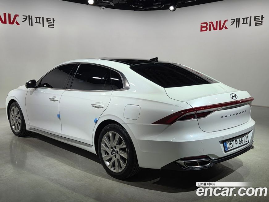 Hyundai Grandeur 2021