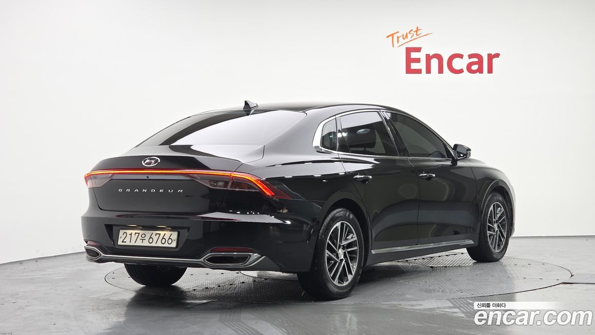 Hyundai Grandeur 2021