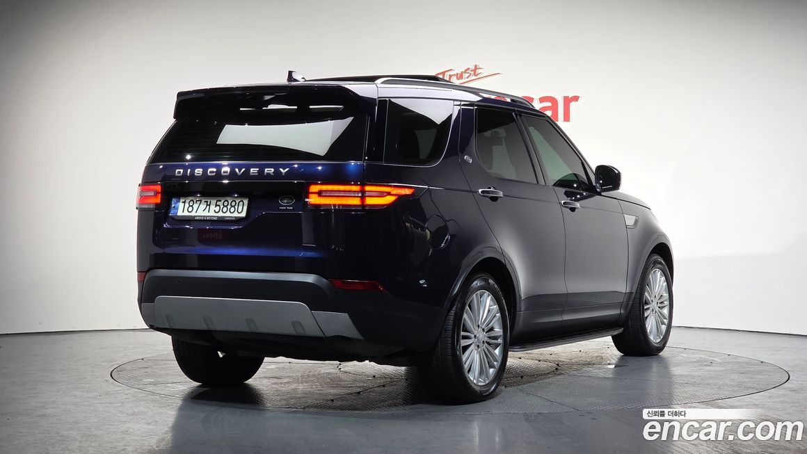 Land Rover Discovery 2018