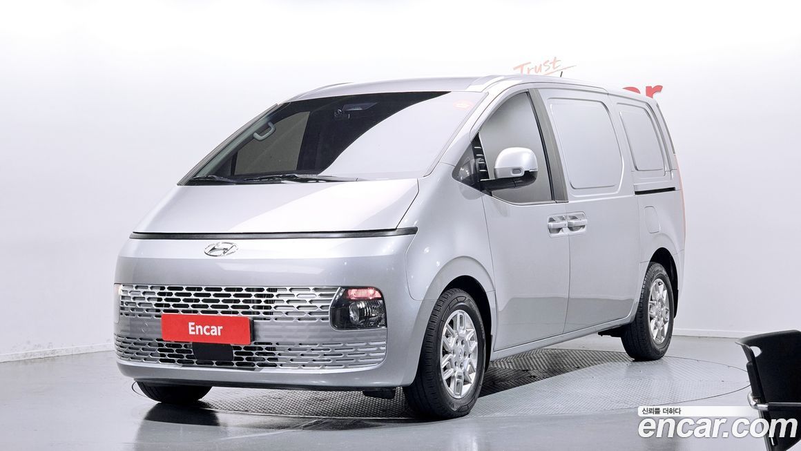 Hyundai Staria 2023