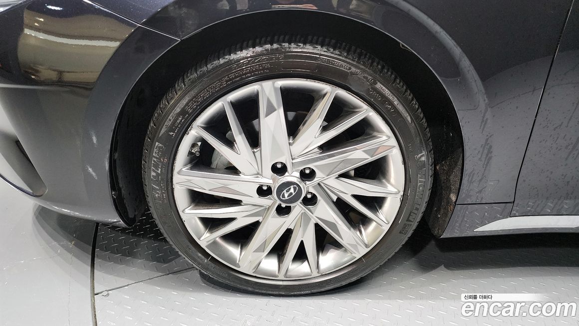 Hyundai Grandeur 2020