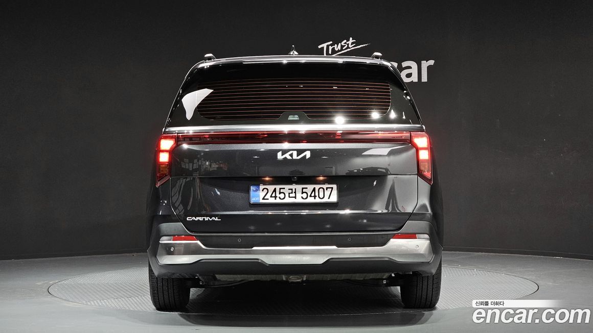 Kia Canival 2025