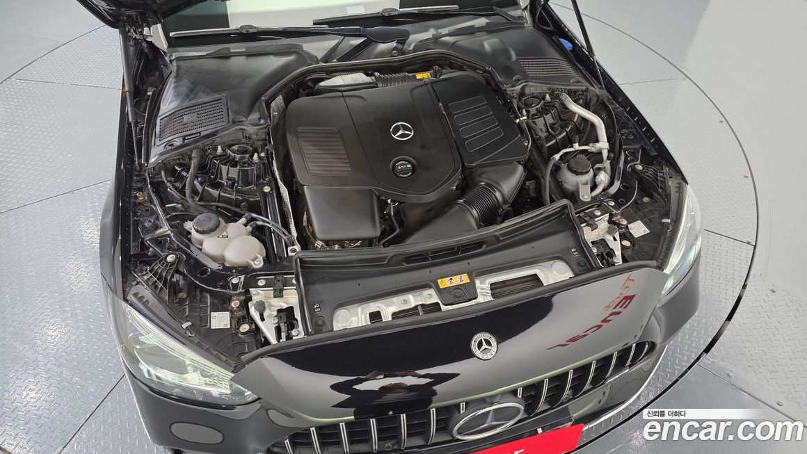 Mercedes-Benz C-Class 2023