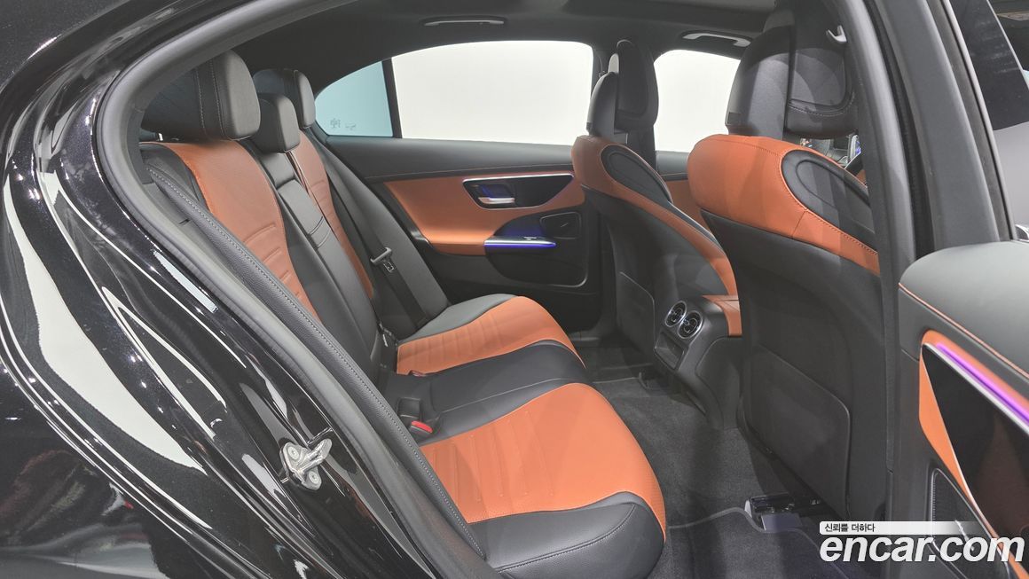 Mercedes-Benz C-Class 2023