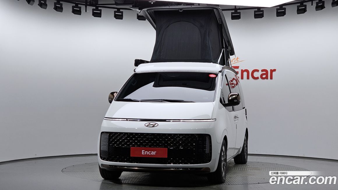 Hyundai Staria 2024