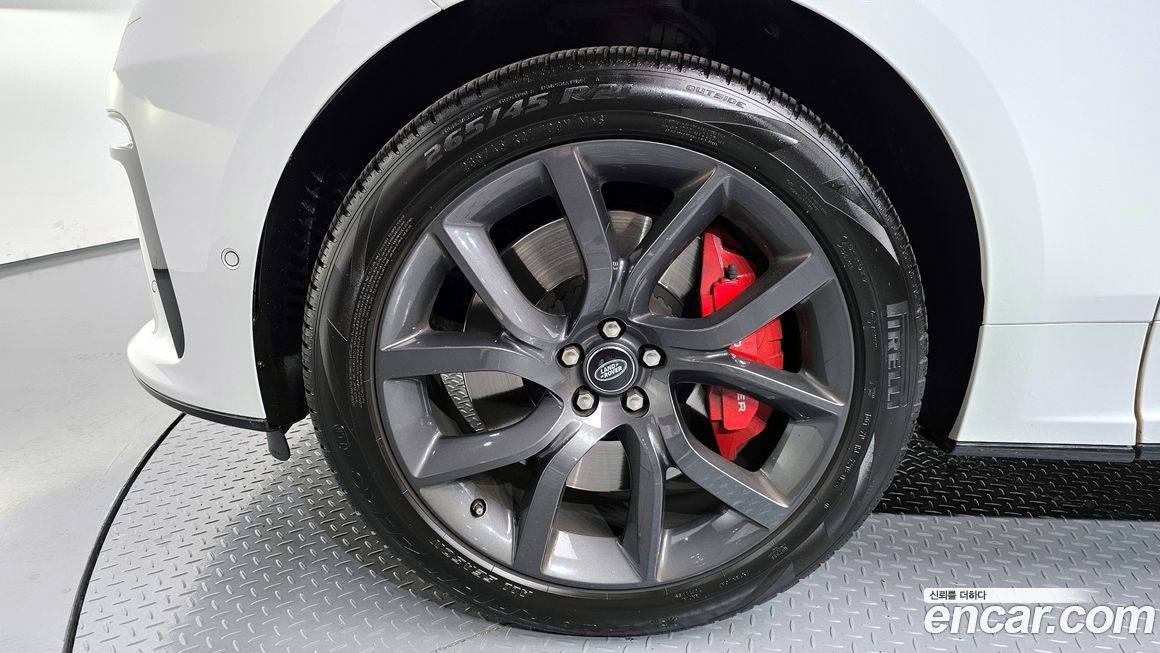 Land Rover Range Rover Velar 2019